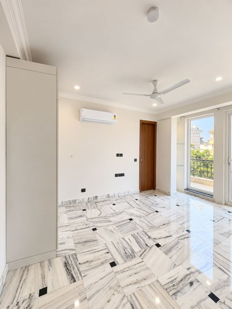 Room, sector 57 3 Bedroom 250 Sq.Ft. Builder Floor In Sector 57 Gurgaon 10706142