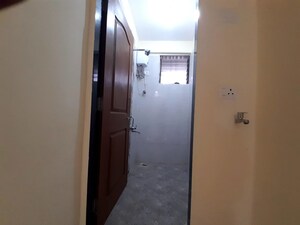 Attached Bathroom in 1 BHK Apartment at Goregaon East – for Rent