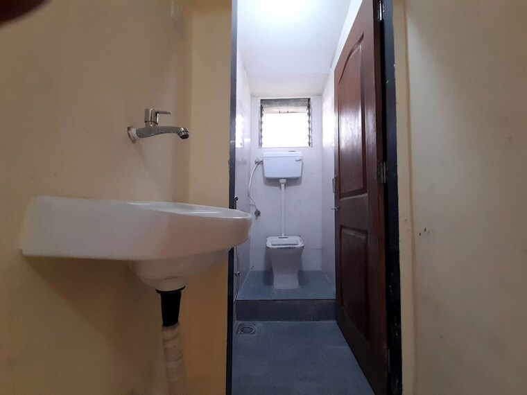 Bathroom, goregaon east 1 Bedroom 477 Sq.Ft. Apartment In Goregaon East Mumbai 10706151