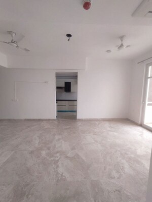 Room in 3.5 BHK Apartment at SS The Leaf, Sector 85 – for Rent