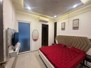 Bedroom in 3 BHK Builder Floor at Sector 61 – for Rent