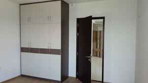 Room in 3 BHK Apartment at Brigade Exotica, Old Madras Road – for Rent