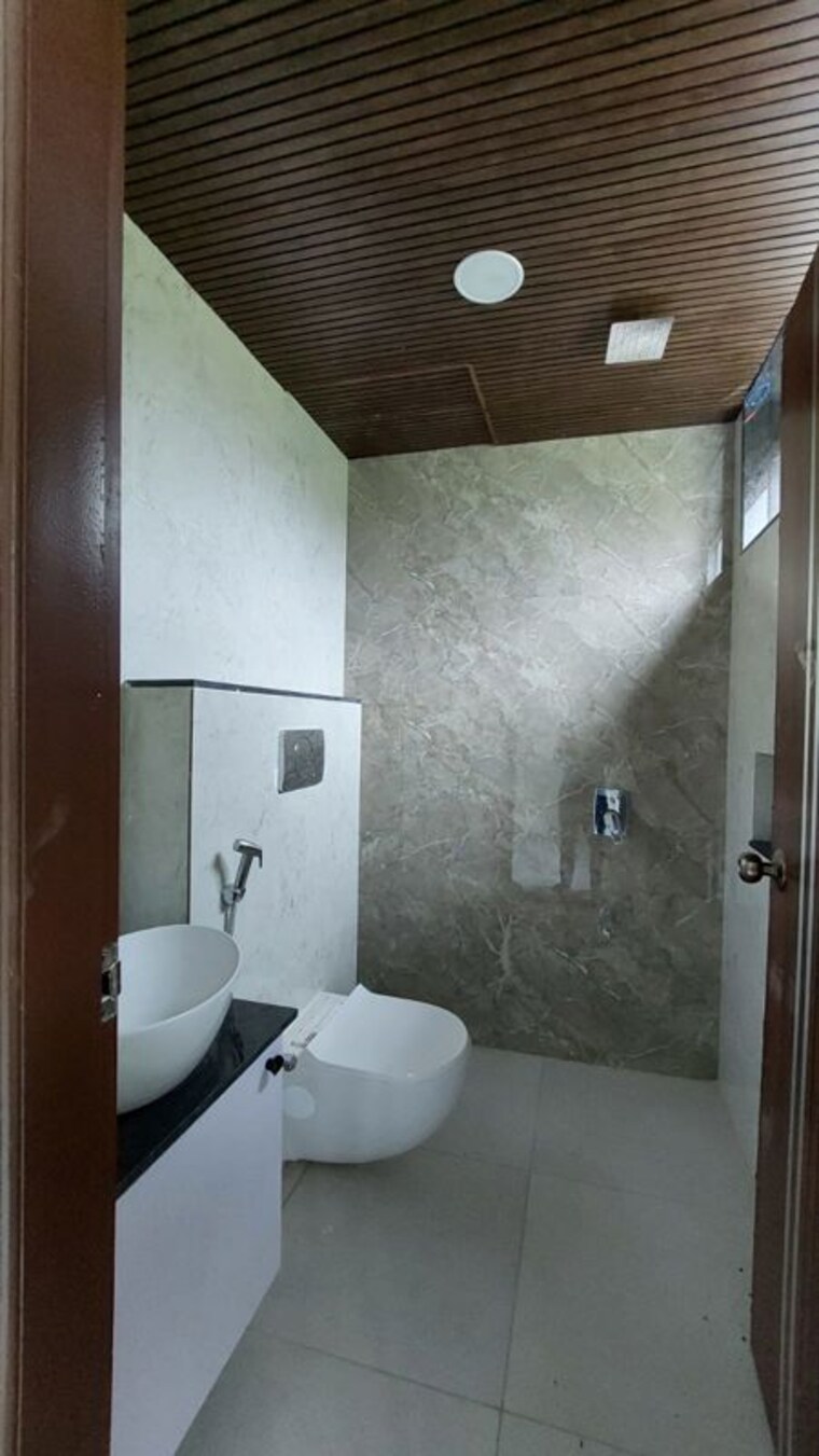 Bathroom, lanco-hills-apartments 3 Bedroom 1800 Sq.Ft. Apartment In Manikonda Hyderabad 10706168
