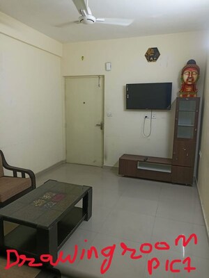 Furnished Amenities in 2 BHK Apartment at Pyramid Square 67A, Sector 67 – for Sale