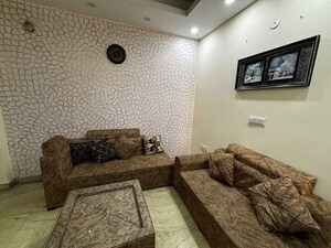 3 BHK Builder Floor For Rent in Green Fields Colony