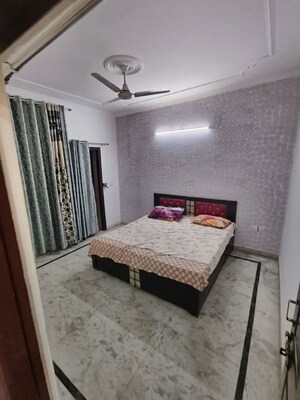 Bedroom in 3 BHK Builder Floor at Green Fields Colony – for Rent