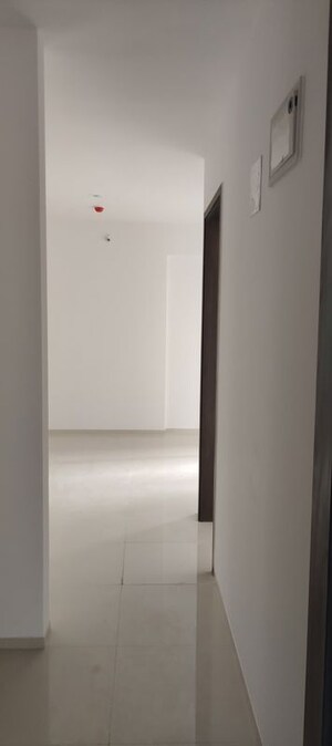 Room in 3 BHK Apartment at Pharande Vaanya, Moshi – for Rent