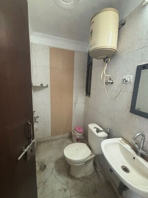 Bathroom in 3 BHK Apartment at Neb Sarai – for Rent
