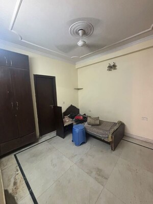 Living Room in 3 BHK Apartment at Neb Sarai – for Rent
