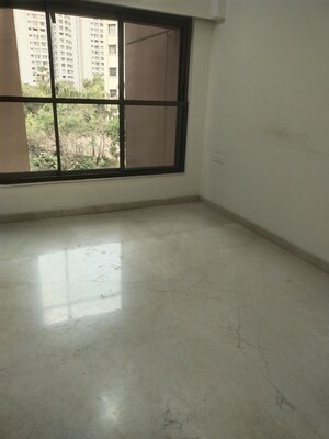 Room in 2 BHK Apartment at Hiranandani Avalon, Powai – for Sale