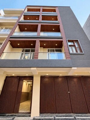 3 BHK Builder Floor For Sale in Uttam Nagar