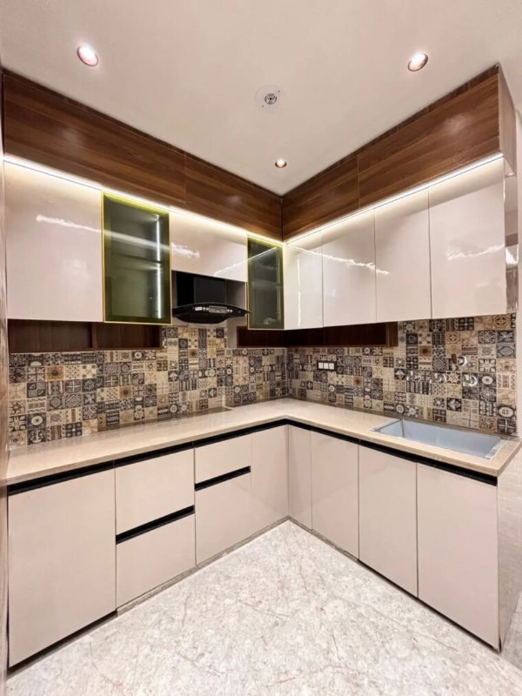 Kitchen, uttam nagar 3 Bedroom 915 Sq.Ft. Builder Floor In Uttam Nagar Delhi 10706330