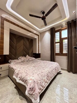 Bedroom in 3 BHK Builder Floor at Uttam Nagar – for Sale