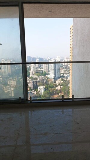  Apartment For Sale in Shiv Apartments Matunga, Matunga