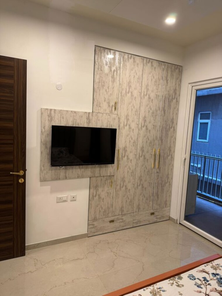 Exterior View, smart-world-orchard 3 Bedroom 1680 Sq.Ft. Apartment In Sector 61 Gurgaon 10704542