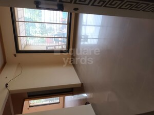 Room in 1 BHK Apartment at Chamunda Residency, Ghansoli – for Rent