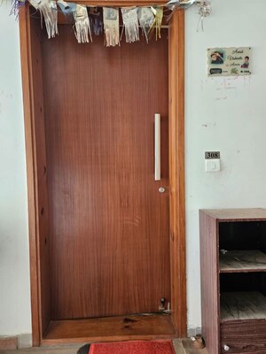 Furnished Amenities in 3 BHK Apartment at Icon Homz Iconest 3, Bommasandra – for Rent