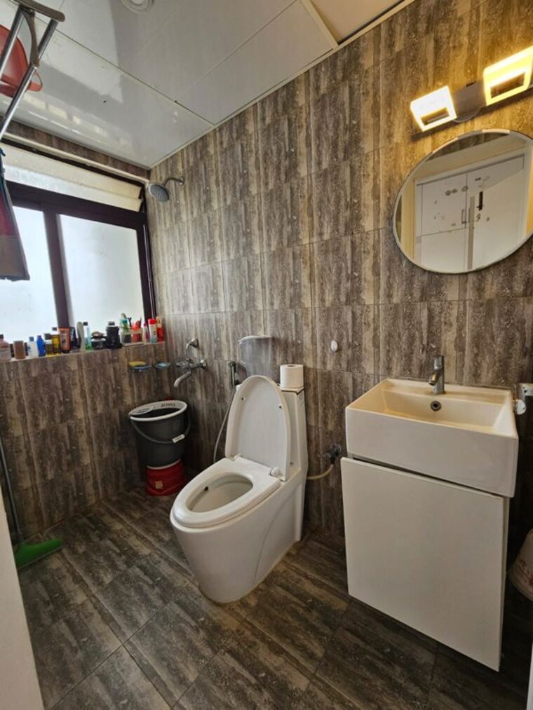 Bathroom, icon-homz-iconest-3 3 Bedroom 838 Sq.Ft. Apartment In Bommasandra Bangalore 10706349
