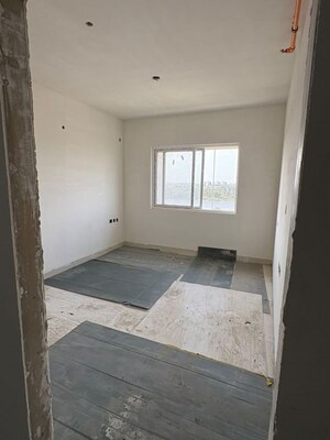 Room in 3 BHK Apartment at Adarsh Welkin Park, Sarjapur Road – for Sale