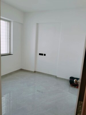 Room in 2 BHK Apartment at Tulip Infinity Planet, Moshi – for Rent
