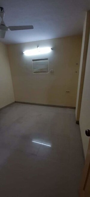 Room in 2 BHK Apartment at Vimla Plaza, Ghansoli – for Rent