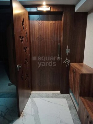 Furnished Amenities in 3 BHK Apartment at NG Grand Plaza, Ghansoli – for Rent