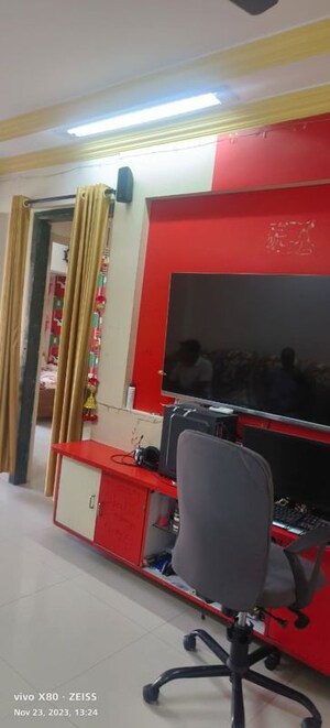 Furnished Amenities in 2 BHK Apartment at Vimla Plaza, Ghansoli – for Rent