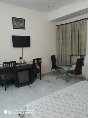 Room in  Pg at Sushant Lok I – for Rent