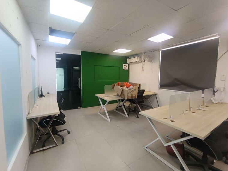 Team Area, sector 4 Commercial Office Space 1150 Sq.Ft. In Sector 4 Noida 10706532