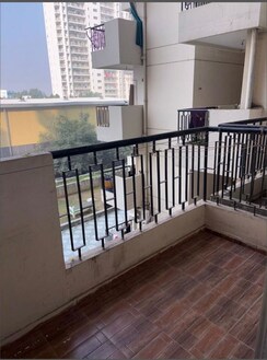 2 BHK +Apartment For Sale in Shree Vardhman Green Court