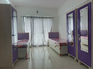  Pg For Rent in Vikhroli West