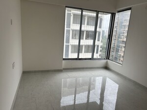 Room in 2 BHK Apartment at Shubham Trident, Chembur – for Rent