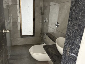 Furnished Amenities in 2 BHK Apartment at Shubham Trident, Chembur – for Rent