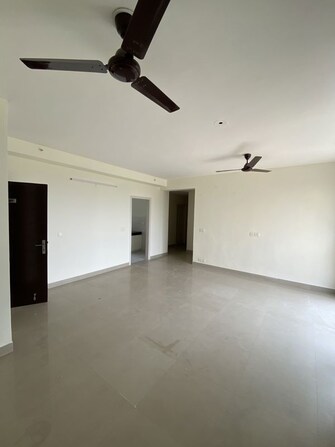 5 BHK +  2200 Sq.Ft. Apartment in BPTP Park Prime