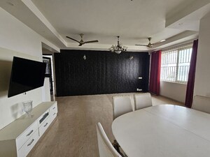 4 BHK Apartment For Rent in Bestech Park View Spa Next, Sector 67
