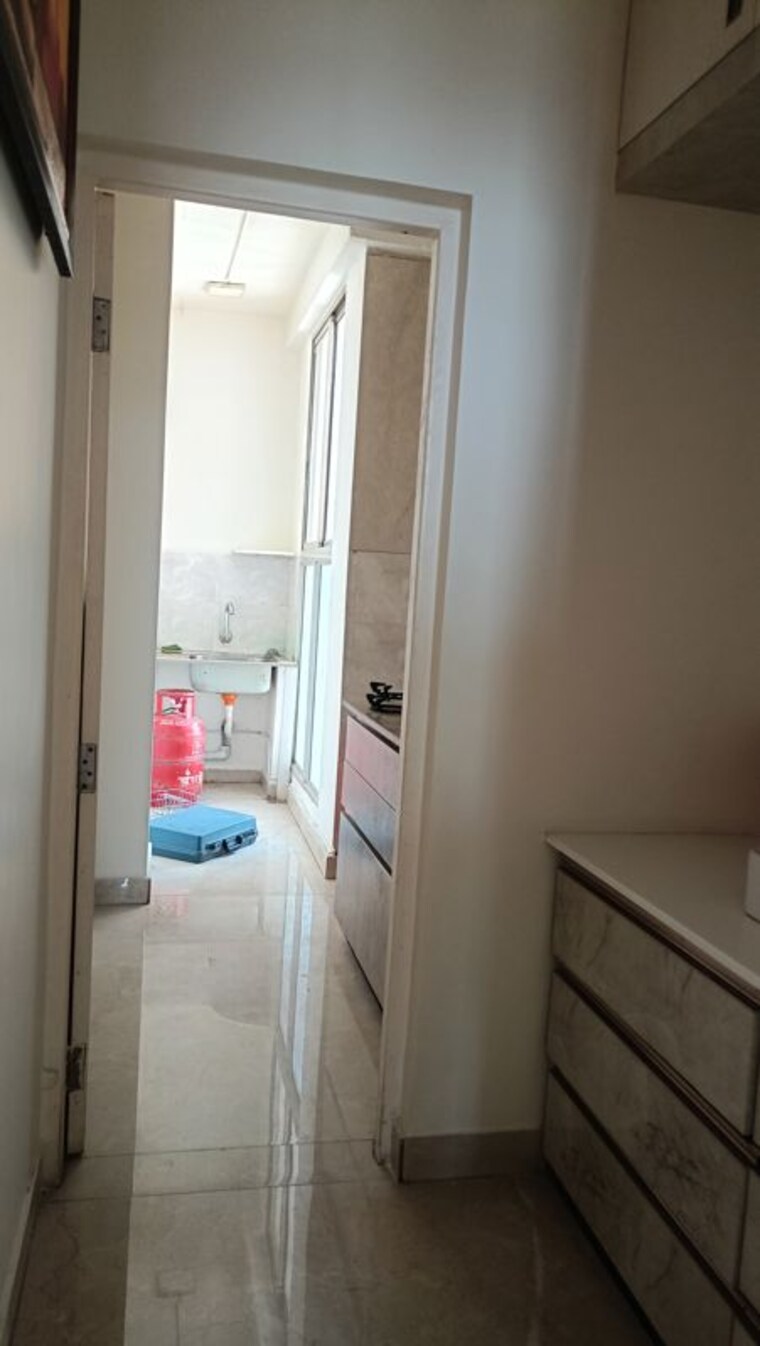 Bathroom, hiranandani-club-meadows 3 Bedroom 1600 Sq.Ft. Apartment In Bannerghatta Bangalore 10706659