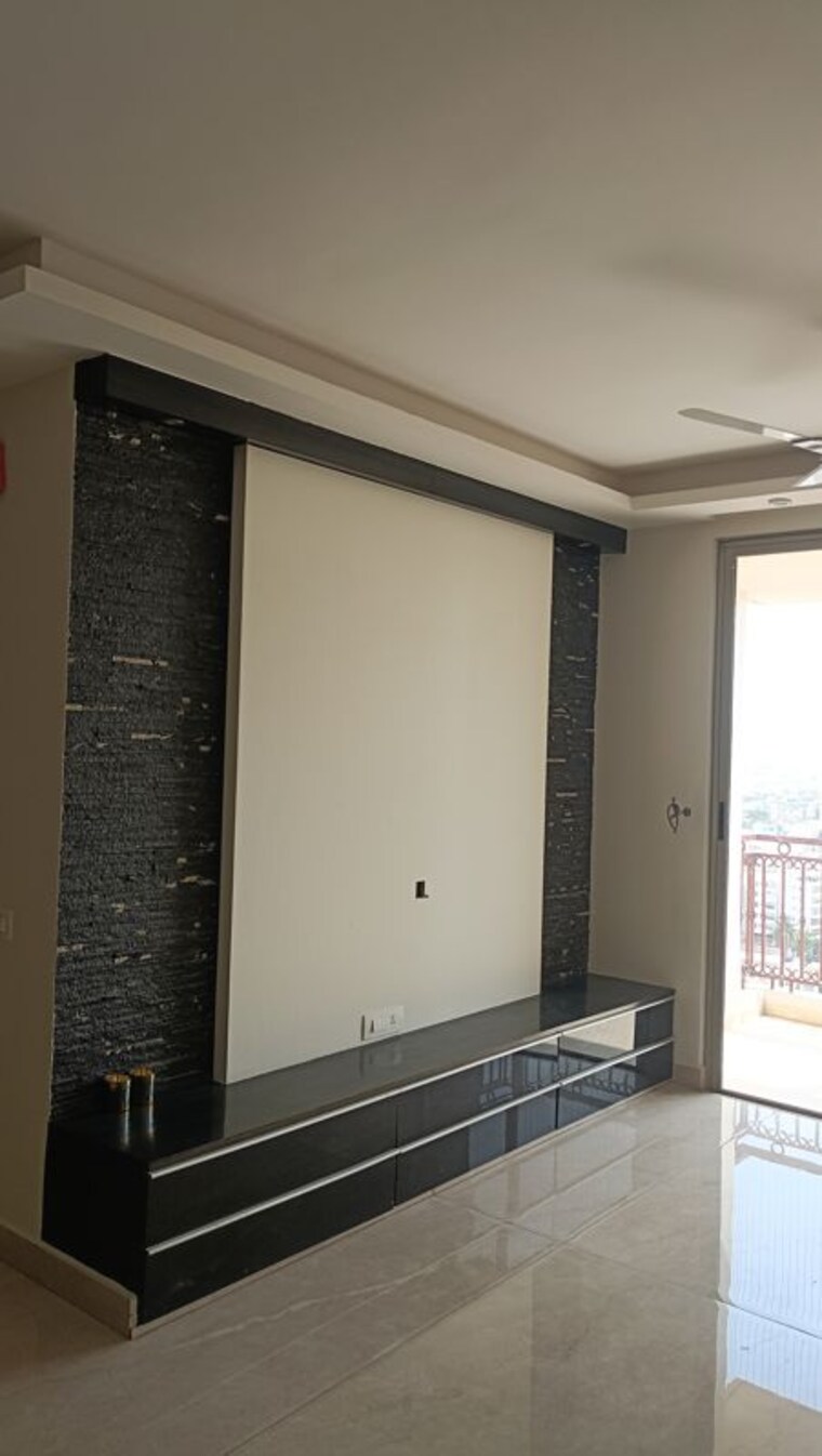 Room, hiranandani-club-meadows 3 Bedroom 1600 Sq.Ft. Apartment In Bannerghatta Bangalore 10706659