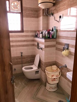 Bathroom in 2 BHK Builder Floor at Sector 43 – for Rent