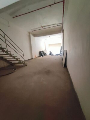 Room in  Showroom at Pp Compound – for Rent