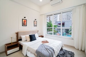 Room in 1 BHK Apartment at Spring Grove Uno Society, Kandivali East – for Sale