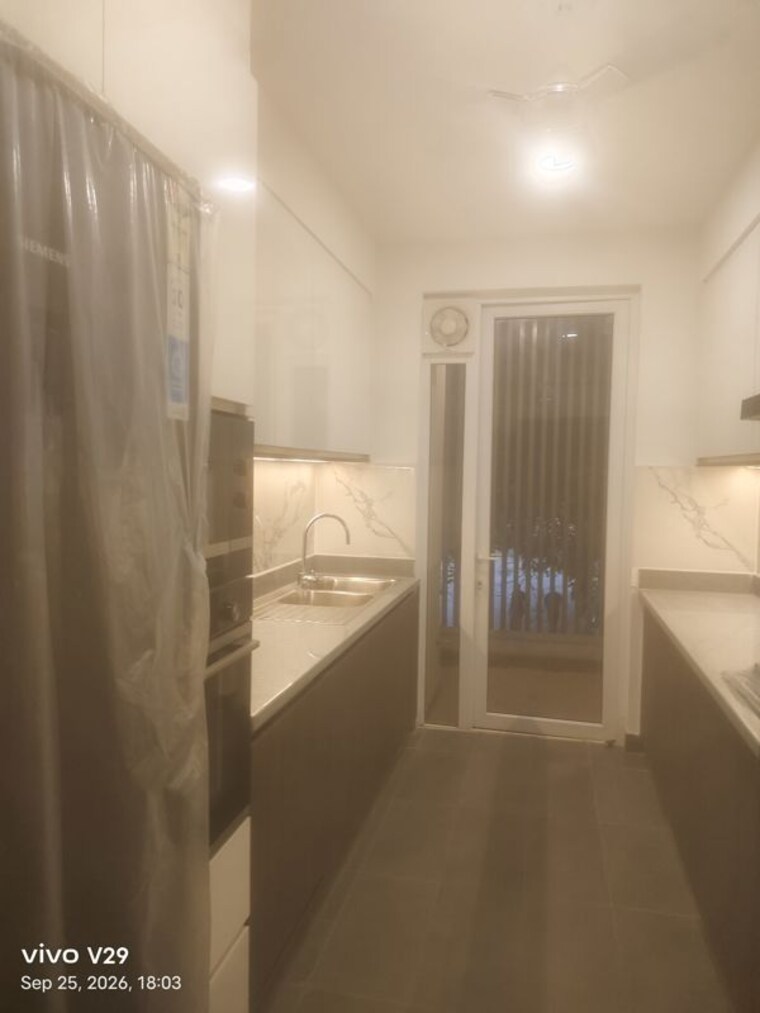 Bathroom, dlf-independent-floors 3.5 Bedroom 287 Sq.Yd. Apartment In Dlf City Phase 3 Gurgaon 10706742