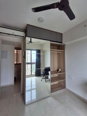Room in 2 BHK Apartment at Runwal Bliss, Kanjurmarg East – for Rent