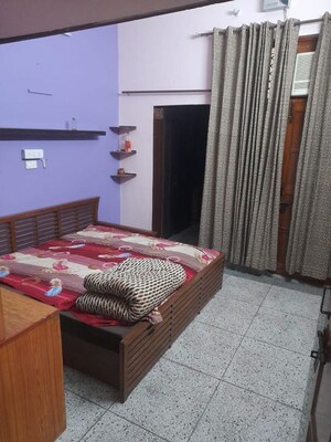 2 BHK Independent House For Rent in Sector 46