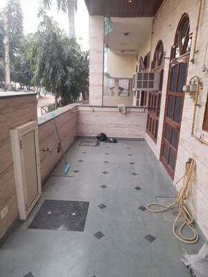 Balcony in 2 BHK Independent House at Sector 46 – for Rent