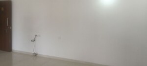 Room in 2.5 BHK Apartment at Nabar Shankar Heights, Aundh – for Rent