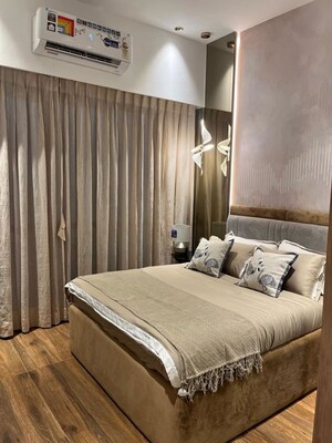 Bedroom in 2 BHK Builder Floor at Bhagwati Celestria, T.T.C. Industrial Area – for Sale