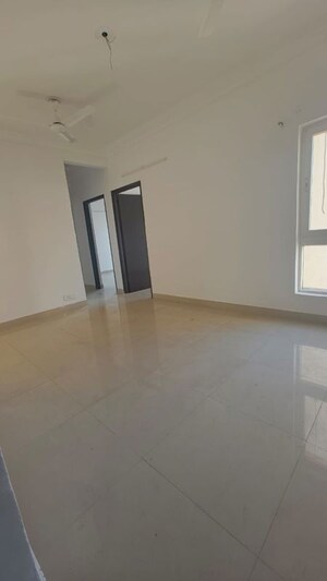 Room in 3 BHK Apartment at Paramount Emotions, Sector 1 Greater Noida – for Sale