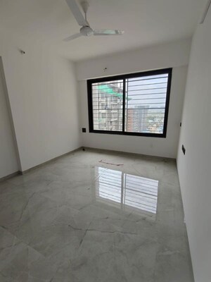 Room in 2 BHK Apartment at Unique Youtopia, Kharadi – for Rent