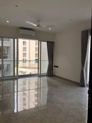 3 BHK Apartment For Rent in DLF Capital Greens Phase I And II, Moti Nagar