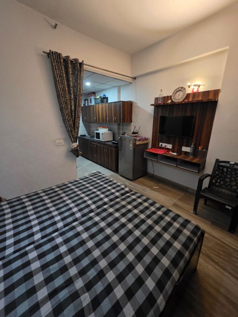 Bedroom, paramount-golfforeste Studio 435 Sq.Ft. Apartment In Zeta I Greater Noida Greater Noida 10706902